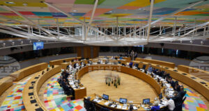 Лидерите на ЕС настояват за минимална възраст за потребителите на социалните мрежи