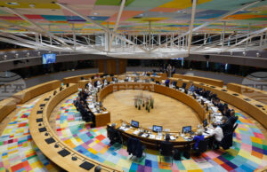 Лидерите на ЕС настояват за минимална възраст за потребителите на социалните мрежи