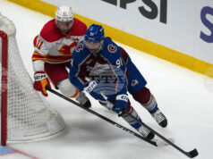 Лидерът в Централната дивизия на Националната хокейна лига Колорадо постигна убедителна победа срещу Калгари