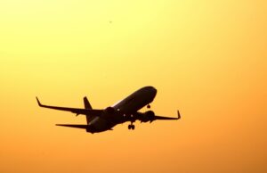 МВнР призова българите от Близкия изток да напуснат, докато все още могат самолет Исторически рекорд от над милион обслужени полети отбеляза BULATSA през 2024 г.