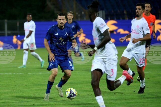 Марин Петков помогна за победата на Ал Таавун в първенството на Саудитска Арабия