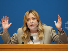 Мелони изрази резерви относно военното участие на Италия в защитата на петролните танкери в Ормузкия проток Мелони изрази резерви относно военното участие на Италия в защитата на петролните танкери в Ормузкия проток