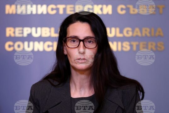 Министърът на регионалното развитие и благоустройството Ангелина Бонева подаде оставка На снимката: служебният министър на регионалното развитие и благоустройството Ангелина Бонева.