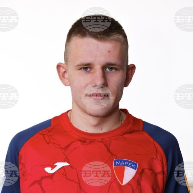 Младият полузащитник на Марек (Дупница) Християн Джаджаров ще претърпи операция в Института „Пирогов"