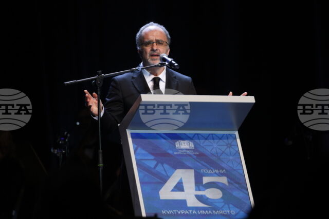 НДК е съвременно културно пространство, което превръща София в изключително важен културен център в Югоизточна Европа, каза Найден Тодоров
