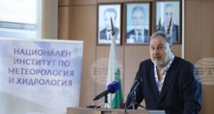 НИМХ е с много дълга история и е част от Световната метеорологична организация, каза директорът на института доц. Илиан Господинов