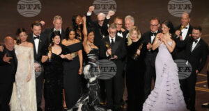 „Битка след битка" триумфира на церемонията за наградите „Оскар", като спечели шест отличия