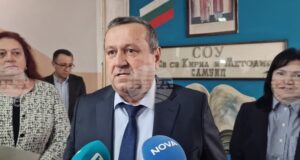 Над 12 800 заявления за компенсация от 20 евро за поскъпването на горивата са подадени, каза служебният министър Хасан Адемов в Самуил