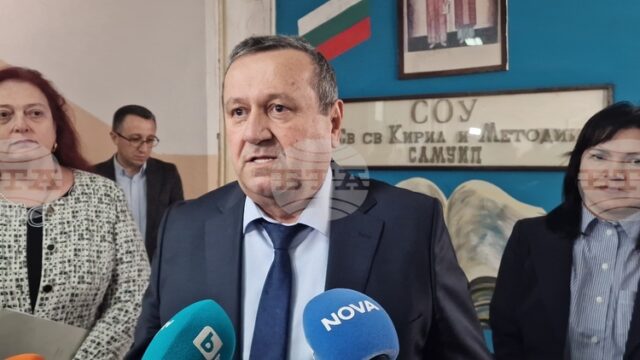 Над 12 800 заявления за компенсация от 20 евро за поскъпването на горивата са подадени, каза служебният министър Хасан Адемов в Самуил