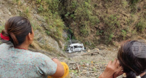 Най-малко 7 души загинаха при инцидент с автобус, превозващ индийски поклонници в Непал