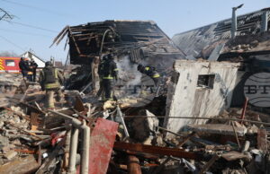 Най-малко петима души загинаха в Украйна при руски удари тази нощ