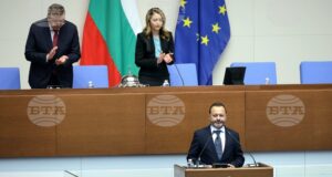 Николай Найденов полага клетва пред Народното събрание като служебен министър на регионалното развитие и благоустройството