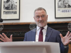 Няма доказателства, че Иран насочва ракети срещу Европа, заяви британски министър