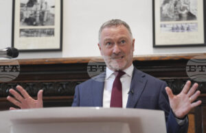 Няма доказателства, че Иран насочва ракети срещу Европа, заяви британски министър Няма доказателства, че Иран насочва ракети срещу Европа, заяви британски министър