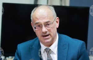 Няма друг град в България, който така мащабно и патриотично да отбелязва своя празник, както Велико Търново, каза проф. д-р Атанас Семов