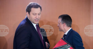 ОБНОВЕНА Германският финансов министър призова да не се всява паника за икономиката заради войната в Близкия изток