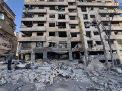 ОБНОВЕНА
                                                                                                Израелските сили удариха мост в Ливан и заплашиха с разрушения като тези в ивицата Газа