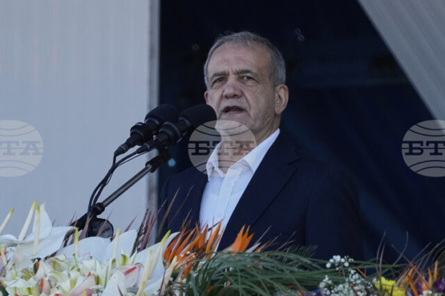 ОБНОВЕНА Иранският президент отхвърли искането на САЩ за безусловна капитулация на Ислямската република и се извини за ударите срещу съседите