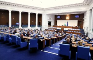 ОБНОВЕНА Парламентът даде мандат на Министерския съвет да заяви на Европейския съвет позиция за необходимостта от временно прекъсване на търговията с емисии