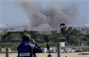 ОБНОВЕНА При израелски удар по автомобил в Южен Ливан са загинали най-малко трима ливански журналисти; според Израел става дума за удар по терорист
