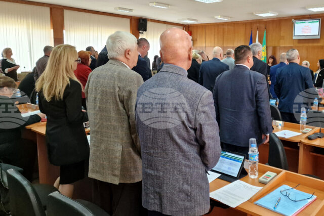 Общинските съветници в Шумен приеха Етичен кодекс и взеха решение за създаване на Етична комисия