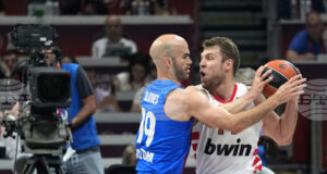 Олимпиакос с Александър Везенков се наложи над Фенербахче в мач от Евролигата