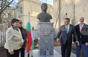 Откриха паметник на Васил Левски във Варшава