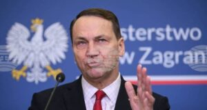 ПАП: Над 7100 поляци са се завърнали в Полша от Близкия изток, съобщи външният министър на страната