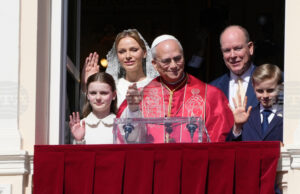 Папа Лъв Четиринадесети осъди задълбочаването на пропастта между бедни и богати