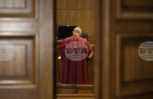 По делото срещу Петьо Петров, известен с прякора Еврото, бяха приети експертизи и разпитани свидетели