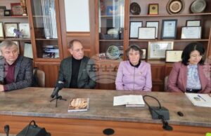 Поетесата Мирела Иванова е номинирана за Националната награда за литература "Пеньо Пенев", българистът Дьорд Сонди - за Международната