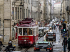 Португалия намалява акцизите за горивата