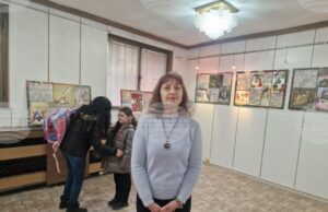 Постерна изложба в Търговище пренася публиката в света на приказките