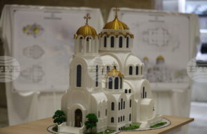 Проектът за нов православен храм в Благоевград, посветен на свети Мина, бе официално представен пред духовници, общественици и жители на града