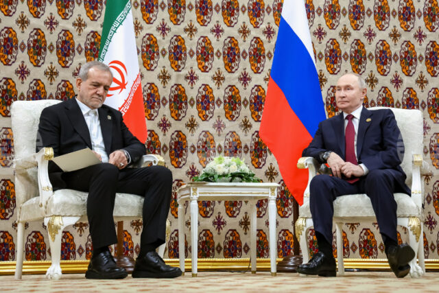 Путин разговаря с иранския си колега и призова за прекратяване на огъня, съобщи Кремъл