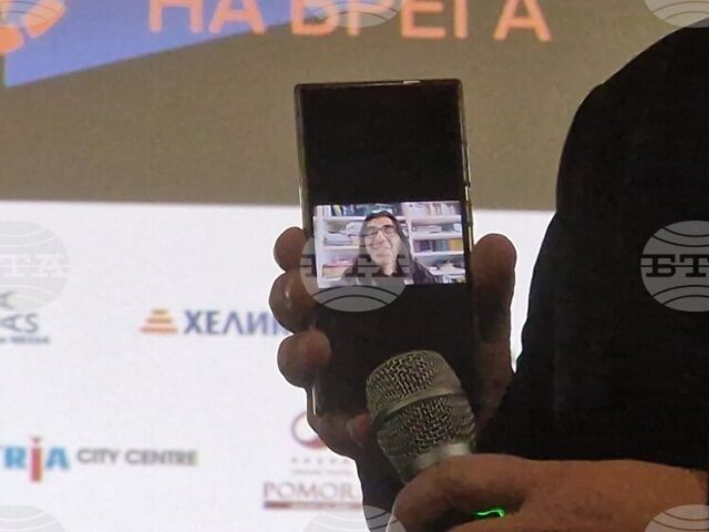 Режисьорът Фатих Акин благодари лично за наградата на журито на "София филм фест на брега" в Бургас