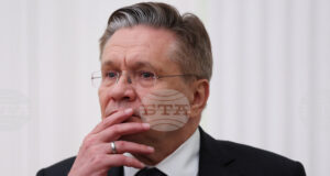 “Росатом“ заяви, че подготвя “няколко вълни на евакуация“ от иранската атомна електроцентрала в Бушер