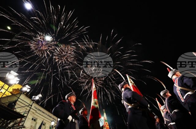 С тържествена заря-проверка в София беше отбелязана 148-ата годишнина от Освобождението на България