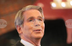 САЩ вероятно ще повишат временните мита върху вноса на 15 на сто още тази седмица, заяви Скот Бесънт