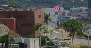 САЩ възобновиха работата на посолството си във Венецуела месеци след военната операция за отстраняване на Мадуро