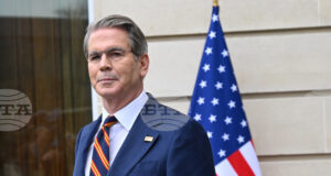 САЩ имат достатъчно пари за войната с Иран, заяви министърът на финансите Скот Бесънт