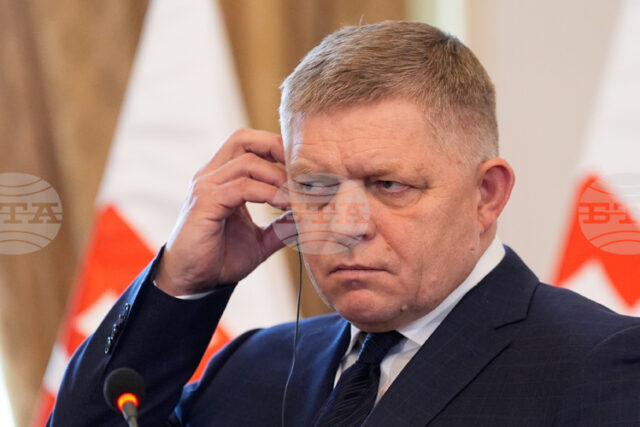 Словакия ще спре извънредното предоставяне на електроенергия за Украйна, ако не бъдат възобновени доставките на петрол по "Дружба", каза Фицо