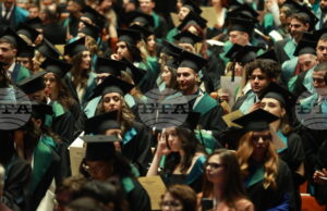 Средната такса в държавен университет за учебната 2026/2027 година да е 545 евро, а средната такса за кандидатстване - 40 евро, се предлага в проект