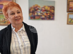 Тоска Запрянова представя нова изложба в Хасково с фокус върху 3D живописта и с усещане за мисията на изкуството в малкия град