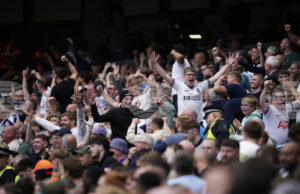 Тотнъм наказа трима привърженици за това, че са отправяли нацистки поздрави на мач от Шампионската лига в Германия през януари