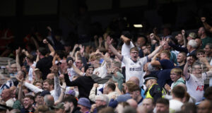 Тотнъм наказа трима привърженици за това, че са отправяли нацистки поздрави на мач от Шампионската лига в Германия през януари