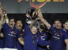 Трофеят на ръгби турнира Шестте нации бе повреден от пожар и ще бъде изтеглен от употреба Трофеят на ръгби турнира Шестте нации бе повреден от пожар и ще бъде изтеглен от употреба