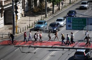 Трудови борси за бежанци в столицата и Бургас организират от Каритас София днес и на 31 март