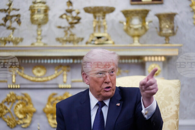 Тръмп каза, че САЩ ще прекъснат всякаква търговия с Испания