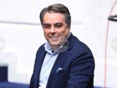 Трябва да се възстанови таванът на цената на електроенергията за бизнеса, посочи председателят на „Продължаваме промяната“ Асен Василев